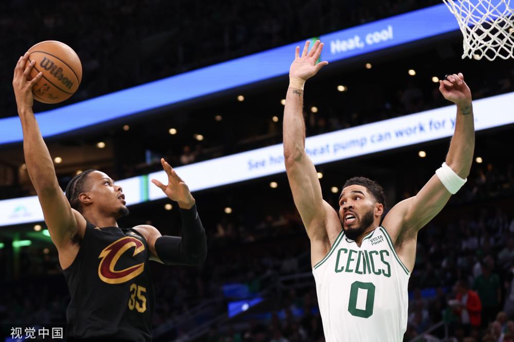 的指导下提 的指导下提