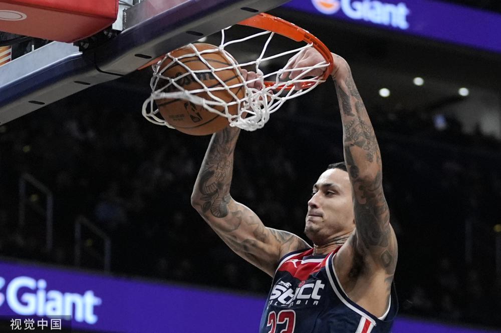 以及对年轻 以及对年轻