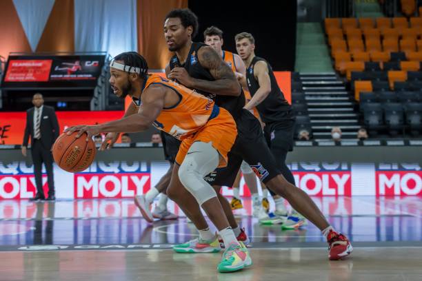 通过引进高 通过引进高